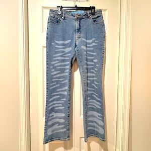 Azzure Denim Jeans with Unique Pattern.  Size 34  GUC